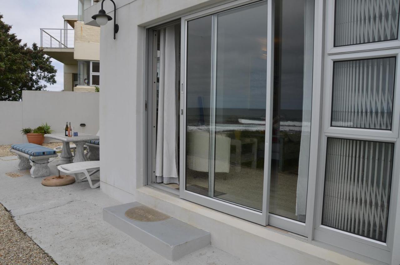 Beach Villa Apartment Hermanus Exterior photo